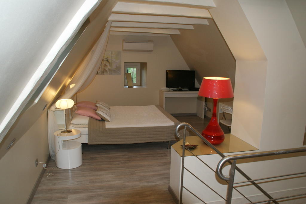 Au Mas De Gamet Bed & Breakfast Théminettes Cameră foto